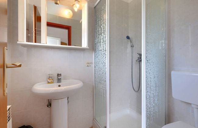 Casa de 6 quartos em Poreč com piscina privada e jardim - Foto 36