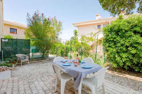 Photo 4 - Appartement de 1 chambre à Fréjus avec jardin et terrasse