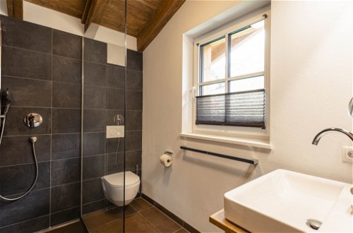 Foto 20 - Casa con 4 camere da letto a Uttendorf con terrazza e sauna