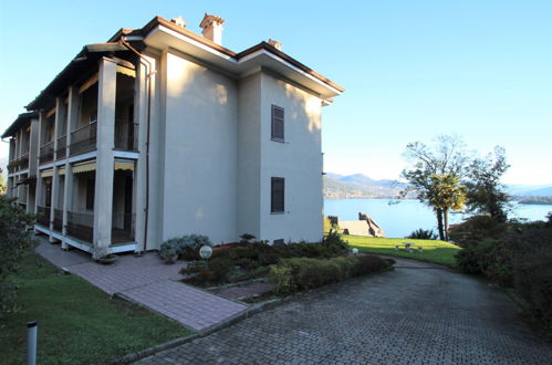 Foto 20 - Apartamento de 2 quartos em Baveno com jardim e vista para a montanha