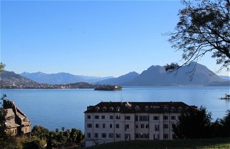 Photo 3 - 2 bedroom Apartment in Baveno with garden and mountain view