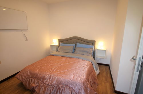 Foto 12 - Apartamento de 2 quartos em Baveno com jardim