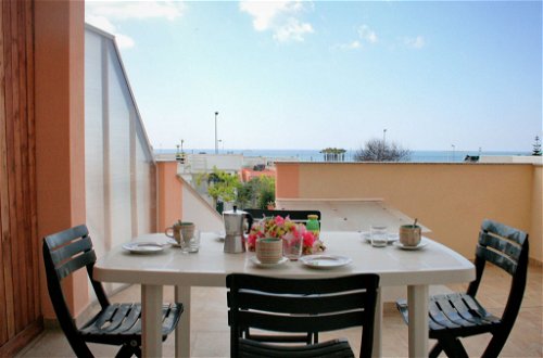 Foto 4 - Casa de 1 habitación en Morciano di Leuca con jardín y vistas al mar