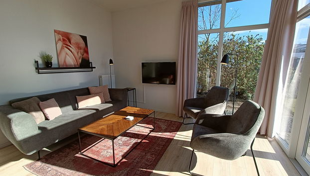 3 bedroom House in Hulshorst with swimming pool and terrace - Photo 2