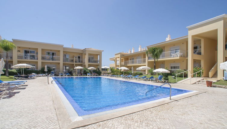 Foto 1 - Apartamento de 1 quarto em Albufeira com piscina e terraço