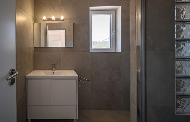 Casa de 4 quartos em Gondomar com jardim e terraço - Foto 27