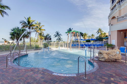 Foto 14 - Apartamento en Fort Myers Beach con piscina y vistas al mar