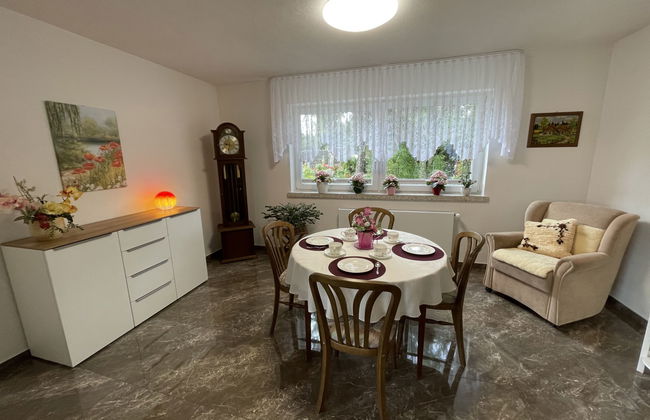 Appartement de 2 chambres à Friedenweiler avec jardin et terrasse - Photo 3