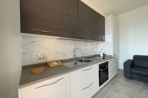 Foto 6 - Apartamento de 2 quartos em Varazze com jardim e terraço