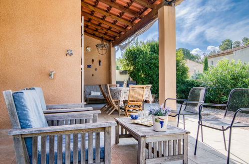 Foto 1 - Casa de 3 quartos em Nans-les-Pins com piscina e terraço