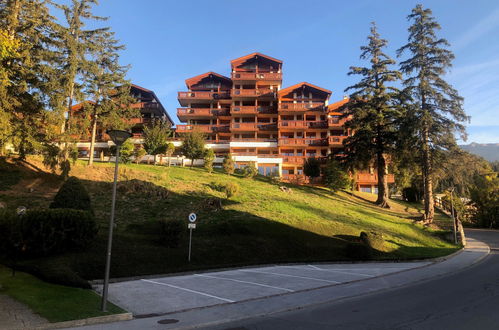 Foto 31 - Apartamento de 1 habitación en Crans-Montana con piscina y vistas a la montaña