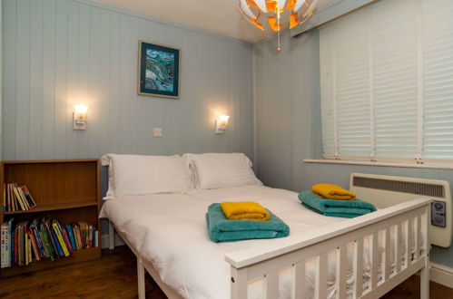 Foto 25 - Appartamento con 3 camere da letto a St Austell con terrazza e vista mare