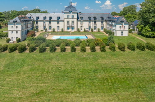 Foto 28 - Appartamento con 2 camere da letto a Baden con piscina e giardino