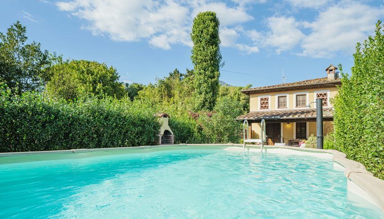 Photo 1 - Maison de 4 chambres à Camaiore avec piscine privée et jardin