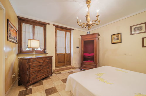 Photo 15 - 4 bedroom House in Camaiore with private pool and garden