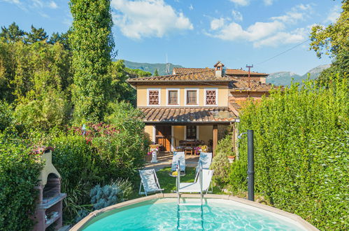 Foto 38 - Casa de 4 quartos em Camaiore com piscina privada e jardim