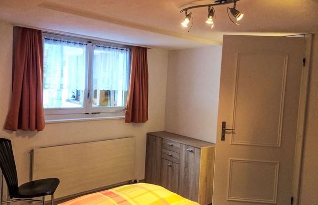 Apartamento de 2 quartos em Saas-Grund com jardim e terraço - Foto 9