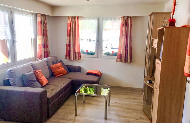 Apartamento de 2 quartos em Saas-Grund com jardim e terraço - Foto 2
