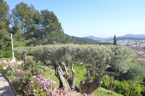 Foto 34 - Casa con 4 camere da letto a La Valette-du-Var con piscina privata e giardino