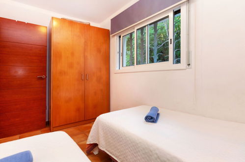 Foto 14 - Apartment mit 2 Schlafzimmern in Tossa de Mar mit terrasse und blick aufs meer