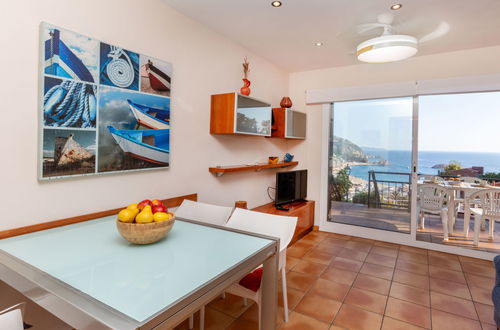 Photo 2 - 2 bedroom Apartment in Tossa de Mar with terrace