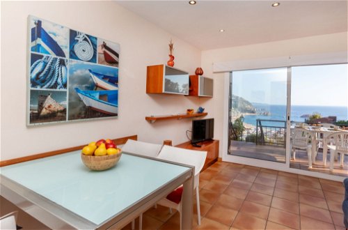 Foto 2 - Apartment mit 2 Schlafzimmern in Tossa de Mar mit terrasse und blick aufs meer