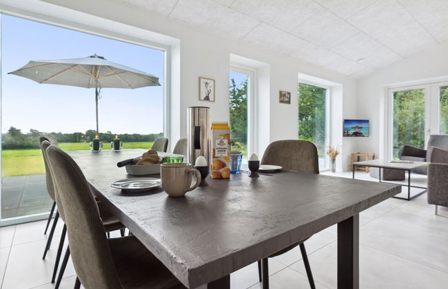 4 bedroom House in Løgumkloster with terrace and hot tub - Photo 28