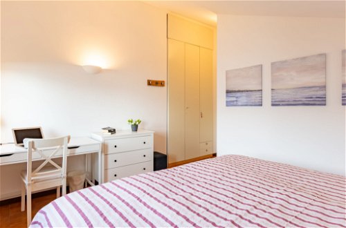 Foto 17 - Appartamento con 3 camere da letto a Lierna con piscina e vista sulle montagne