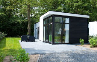 Photo 1 - Maison de 2 chambres à Breskens avec piscine et terrasse