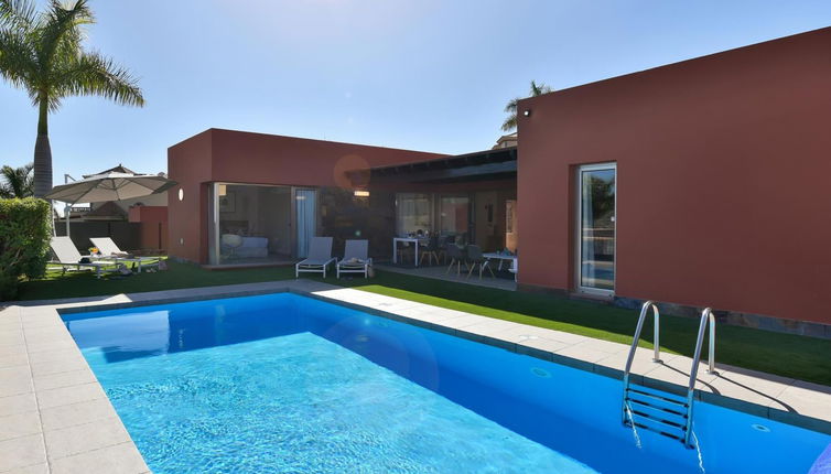 Photo 1 - Maison de 3 chambres à San Bartolomé de Tirajana avec piscine privée et vues à la mer