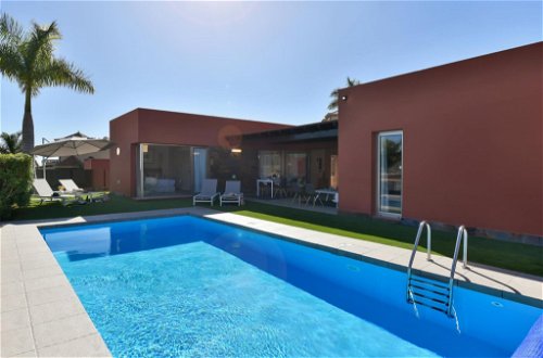 Photo 1 - 3 bedroom House in San Bartolomé de Tirajana with private pool and sea view