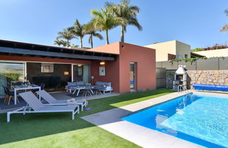 Photo 3 - Maison de 3 chambres à San Bartolomé de Tirajana avec piscine privée et vues à la mer