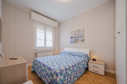 Foto 11 - Appartamento con 2 camere da letto a Chiavari con vista mare