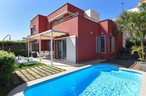 Photo 1 - Maison de 2 chambres à San Bartolomé de Tirajana avec piscine privée et vues à la mer