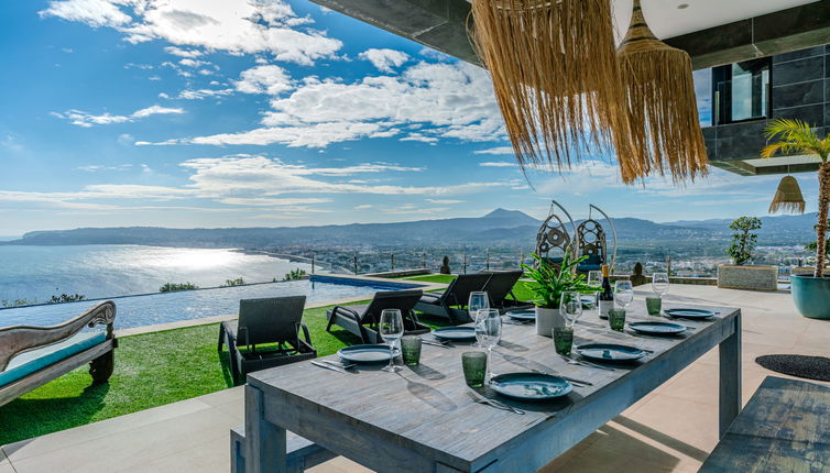 Foto 1 - Casa con 5 camere da letto a Jávea con piscina privata e giardino