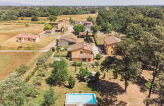 Photo 1 - Maison de 2 chambres à Castelfranco di Sotto avec piscine et jardin