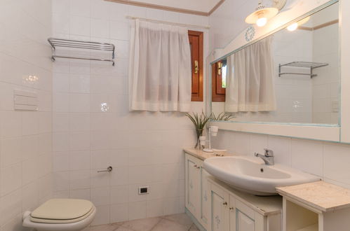 Foto 16 - Apartamento de 2 quartos em Golfo Aranci com piscina e jardim