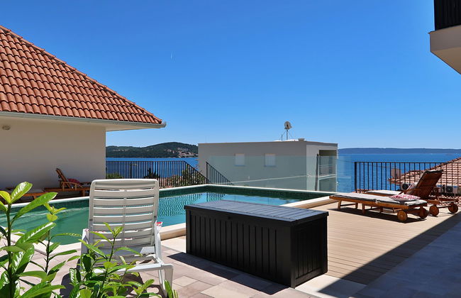 Apartamento de 3 quartos em Seget com piscina e jardim - Foto 5