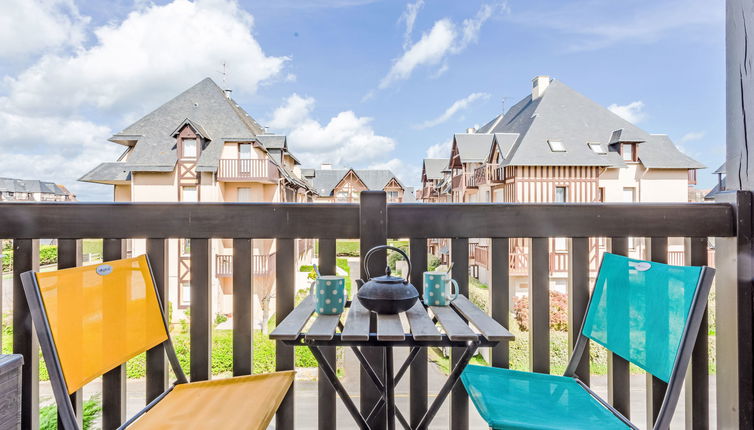 Foto 1 - Apartamento de 1 habitación en Cabourg con vistas al mar