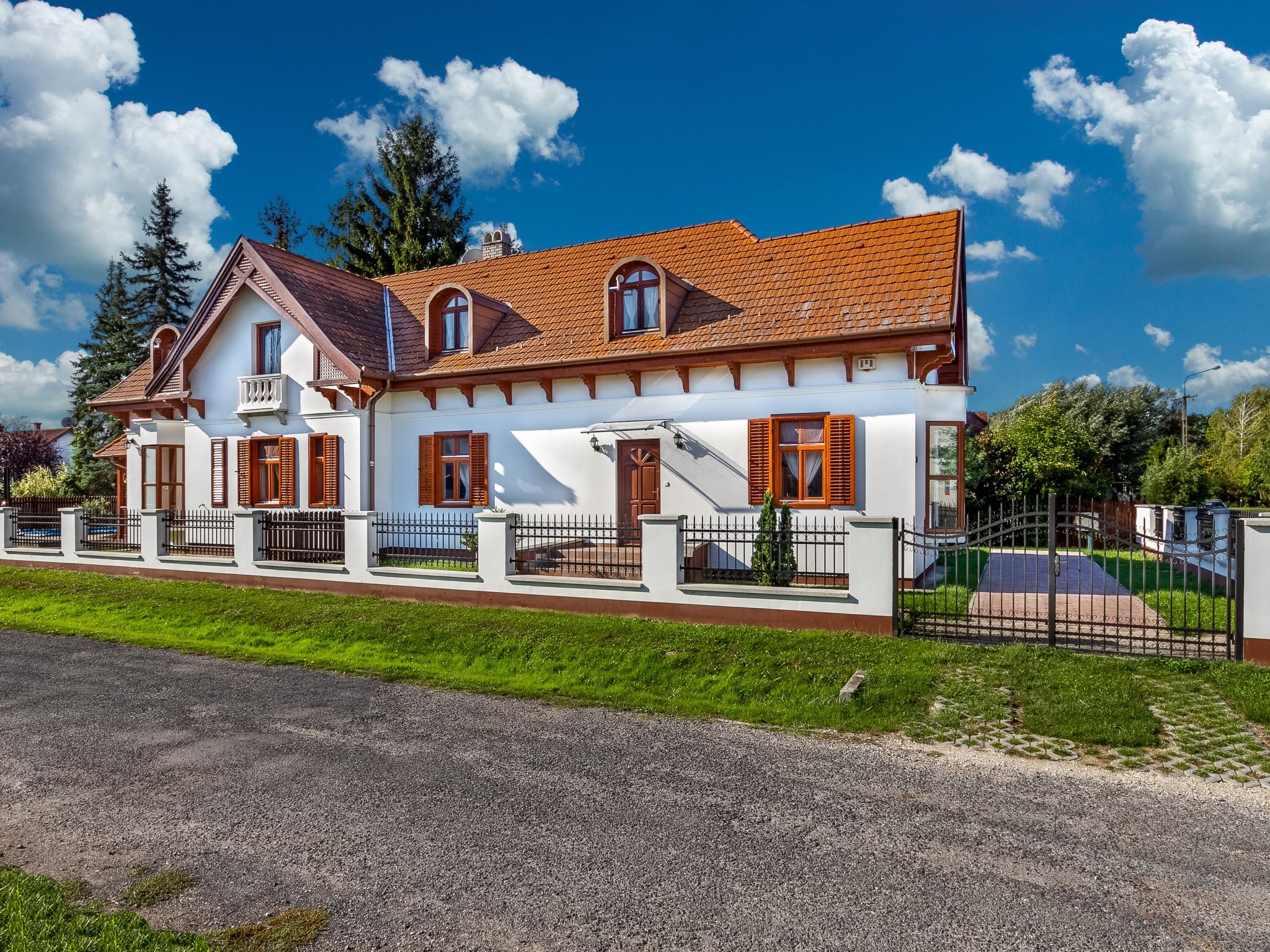 Photo 15 - Maison de 4 chambres à Balatonberény avec piscine privée et jardin