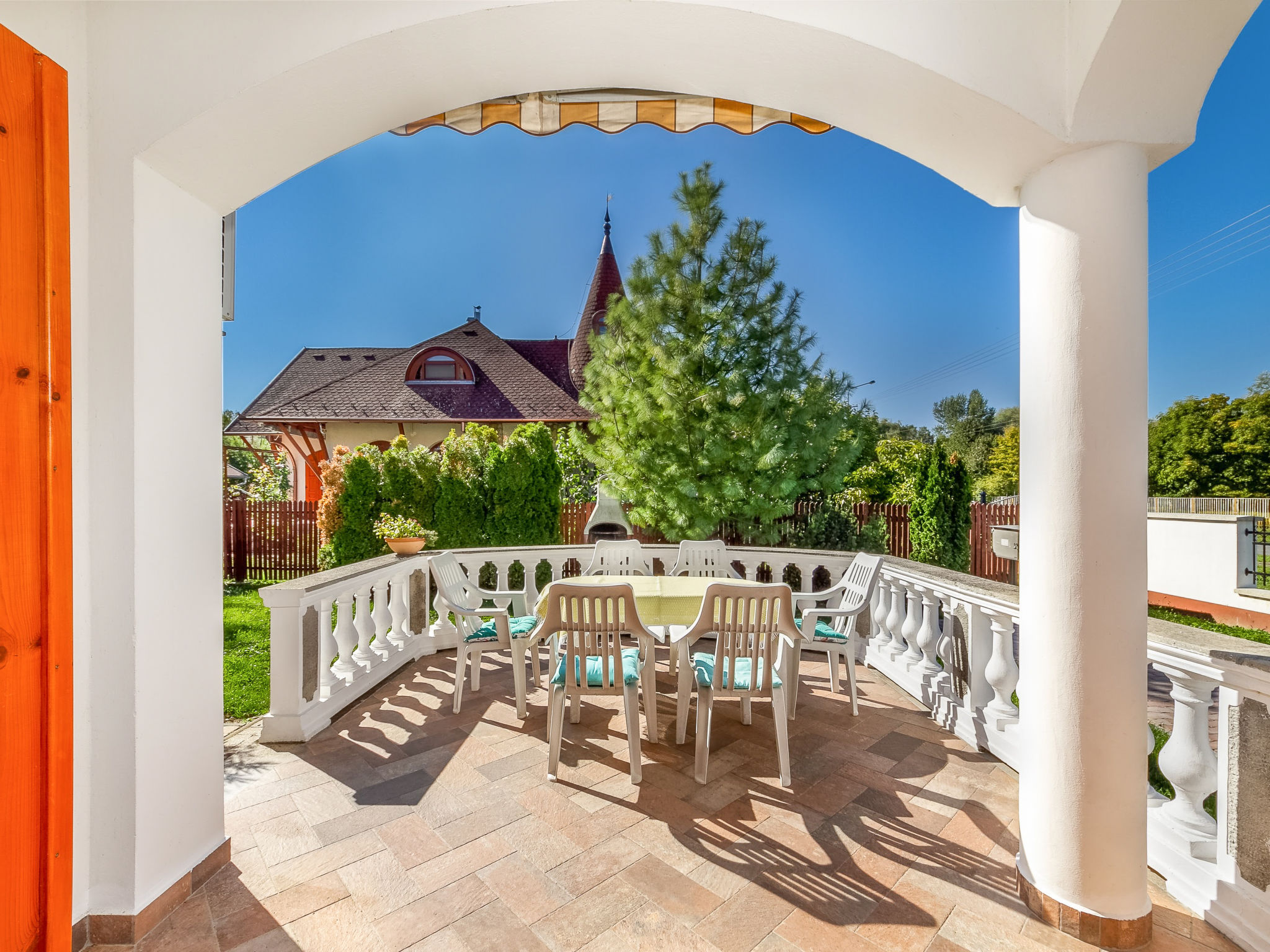 Photo 3 - Maison de 4 chambres à Balatonberény avec piscine privée et jardin