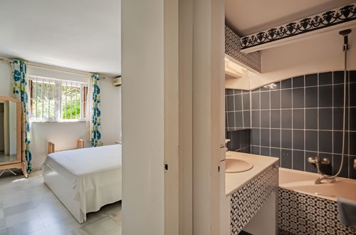 Foto 9 - Apartamento de 1 quarto em Marbella com piscina e terraço