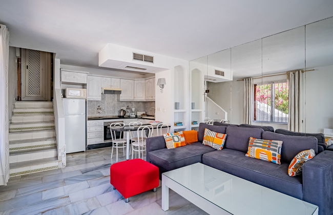 Apartamento de 2 quartos em Marbella com piscina e terraço - Foto 8