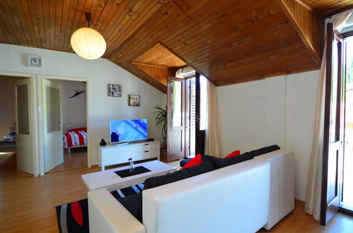 Foto 6 - Apartamento de 2 quartos em Sibenik com terraço e vistas do mar