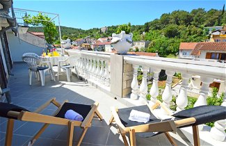 Foto 1 - Appartamento con 2 camere da letto a Sebenico con terrazza e vista mare