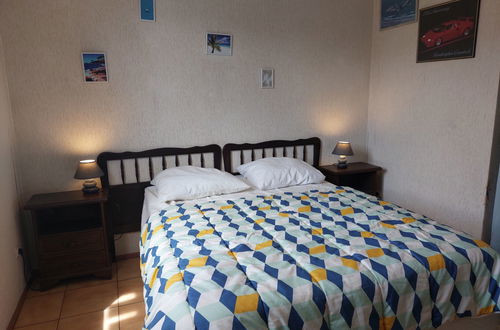 Photo 24 - Maison de 3 chambres à Solliès-Pont avec piscine privée et jardin