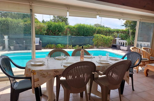 Photo 9 - Maison de 3 chambres à Solliès-Pont avec piscine privée et jardin