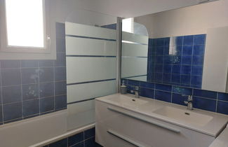 Photo 11 - 3 bedroom House in Solliès-Pont with private pool and garden