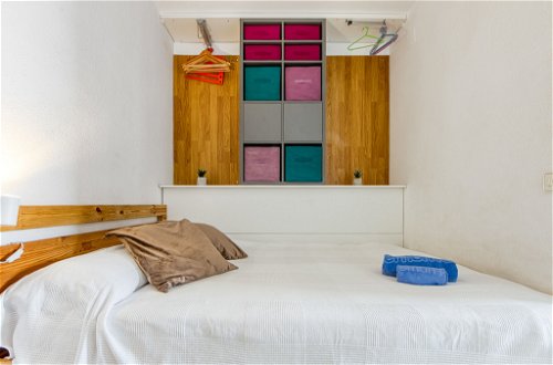 Foto 11 - Apartamento de 1 quarto em Castelló d'Empúries com jardim e vistas do mar