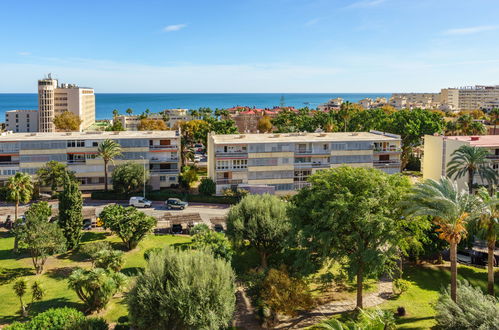 Foto 5 - Apartamento de 1 habitación en Torremolinos con jardín y vistas al mar